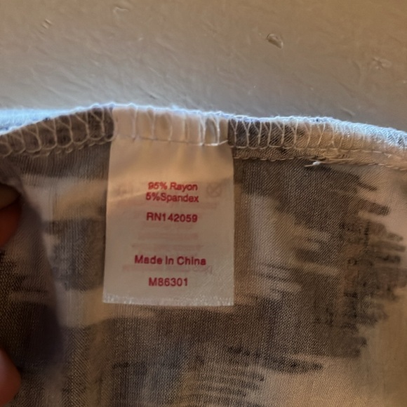 Macbeth Collection by Margaret Joseph’s Hooded Coverup with gold details - Picture 10 of 12